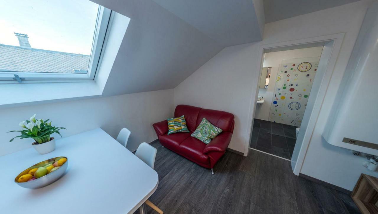 Skyview Studio Stp Apartamento Sankt Poelten Exterior foto